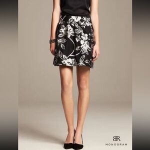 NWOT Banana Republic Monogram Jacquard Metallic Floral Skirt - Size 10